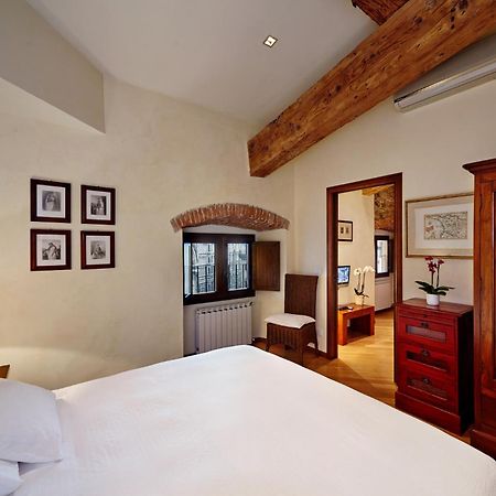 The Flora And Florian Apartments - The Feeling Of Touching The Duomo Florence Buitenkant foto