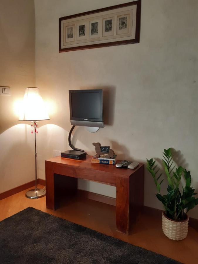 The Flora And Florian Apartments - The Feeling Of Touching The Duomo Florence Buitenkant foto