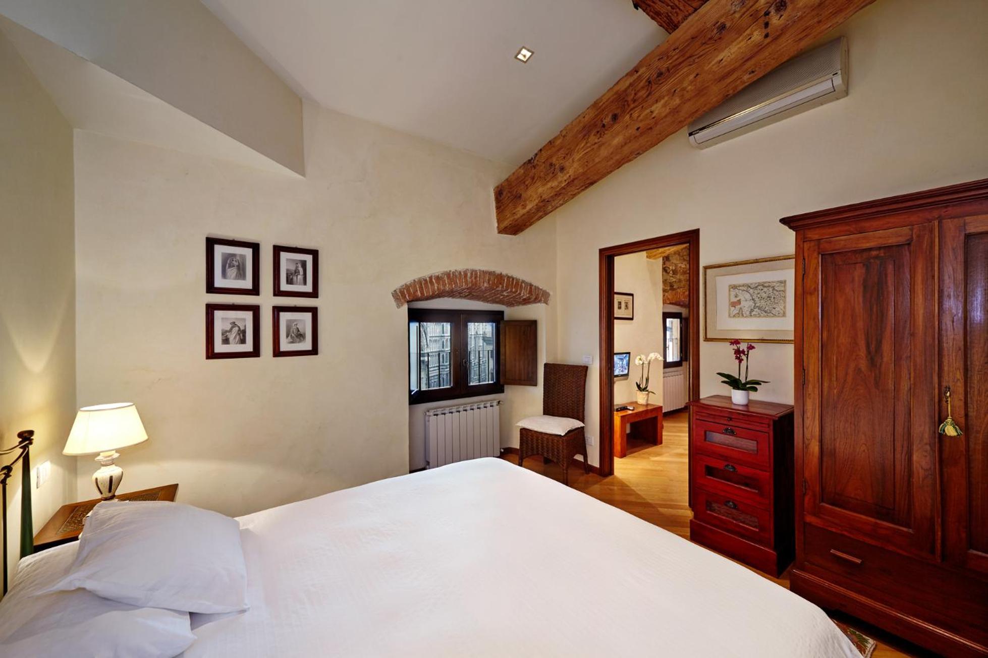 The Flora And Florian Apartments - The Feeling Of Touching The Duomo Florence Buitenkant foto