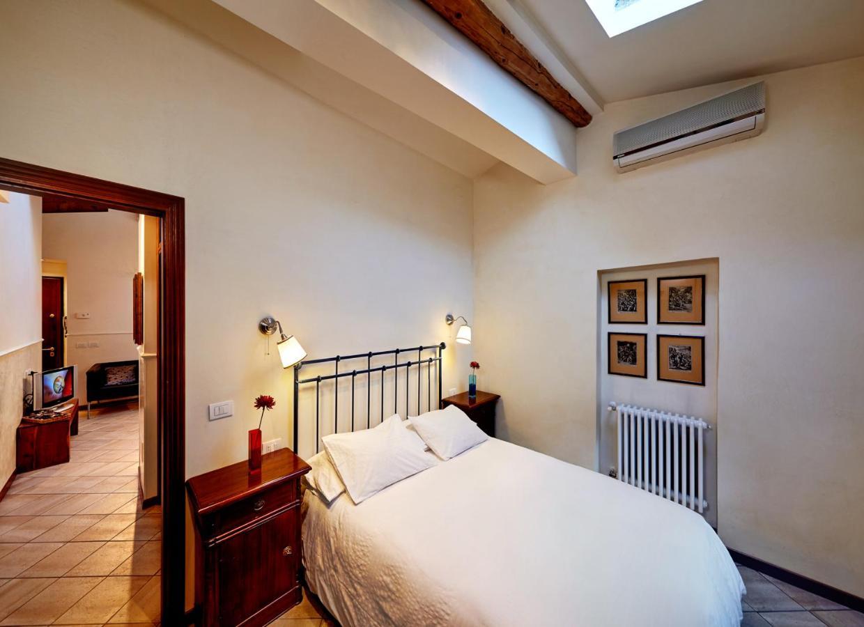 The Flora And Florian Apartments - The Feeling Of Touching The Duomo Florence Buitenkant foto
