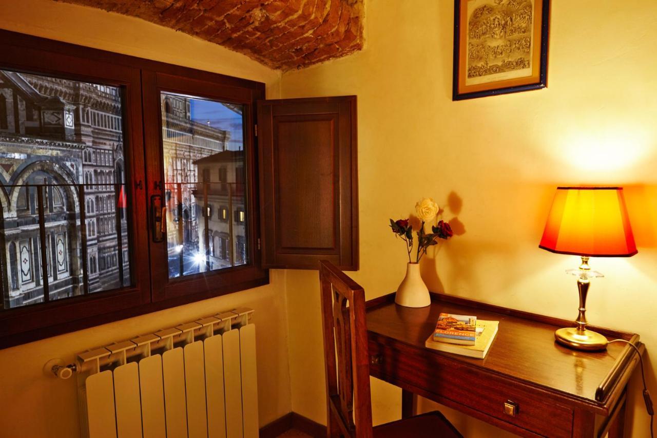 The Flora And Florian Apartments - The Feeling Of Touching The Duomo Florence Buitenkant foto